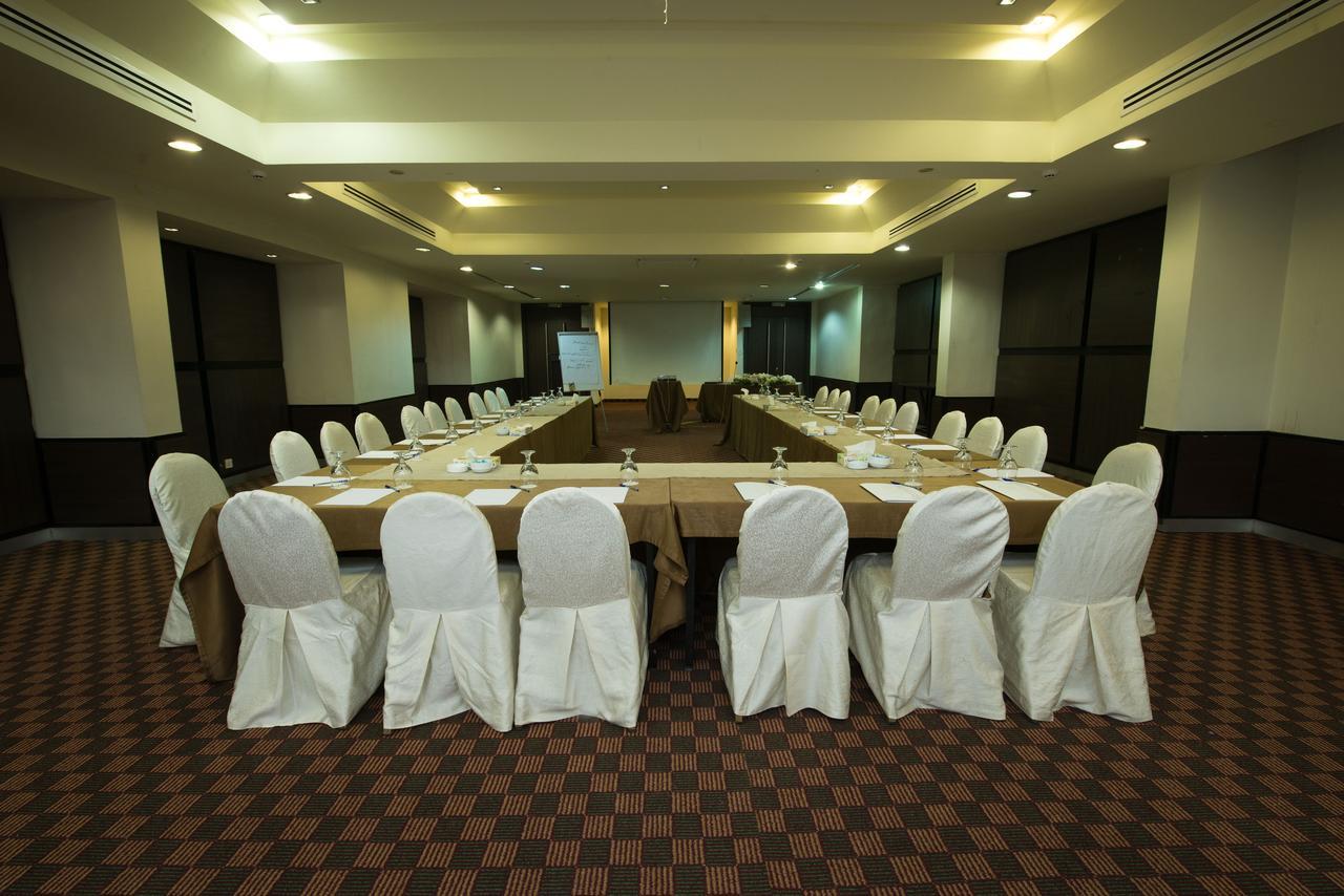 Century Park Hotel Αμμάν Εξωτερικό φωτογραφία