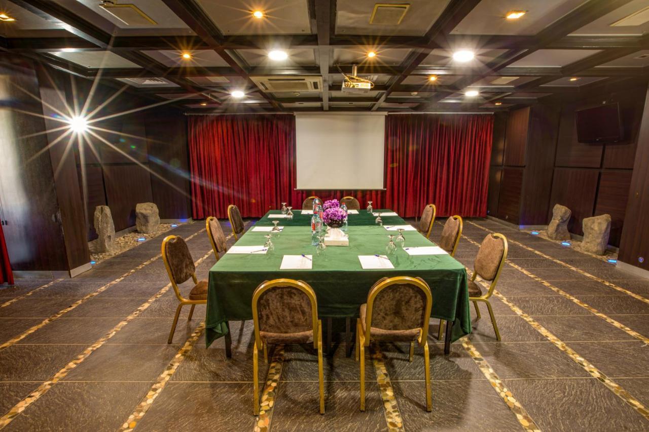 Century Park Hotel Αμμάν Εξωτερικό φωτογραφία